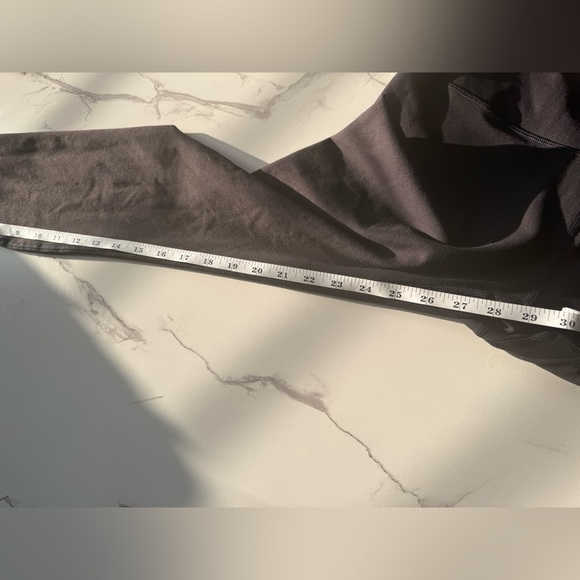 Lululemon Women’s Size 6 Align High Waisted Leggings 29’ inseam - Gray - Picture 7 of 10